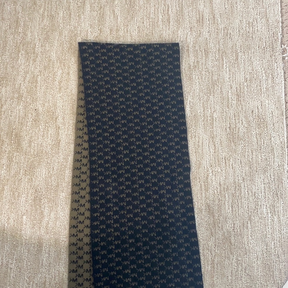 Micheal Kors Scarf